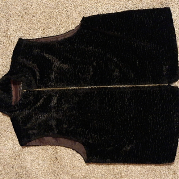 Carol Anderson vest - Picture 1 of 7